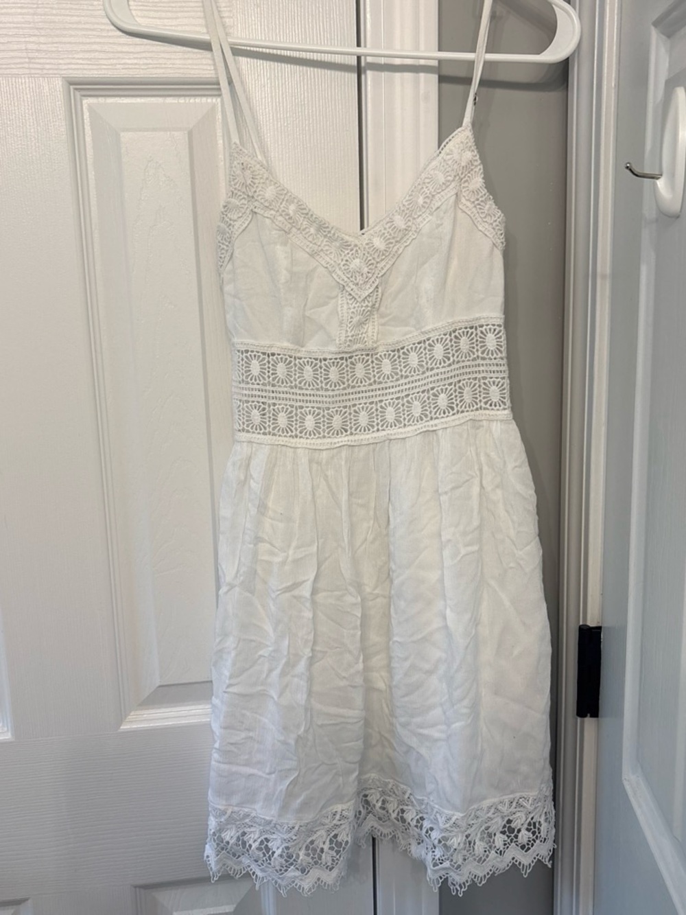 Abercrombie & Fitch White Lace-Trim Tank Dress